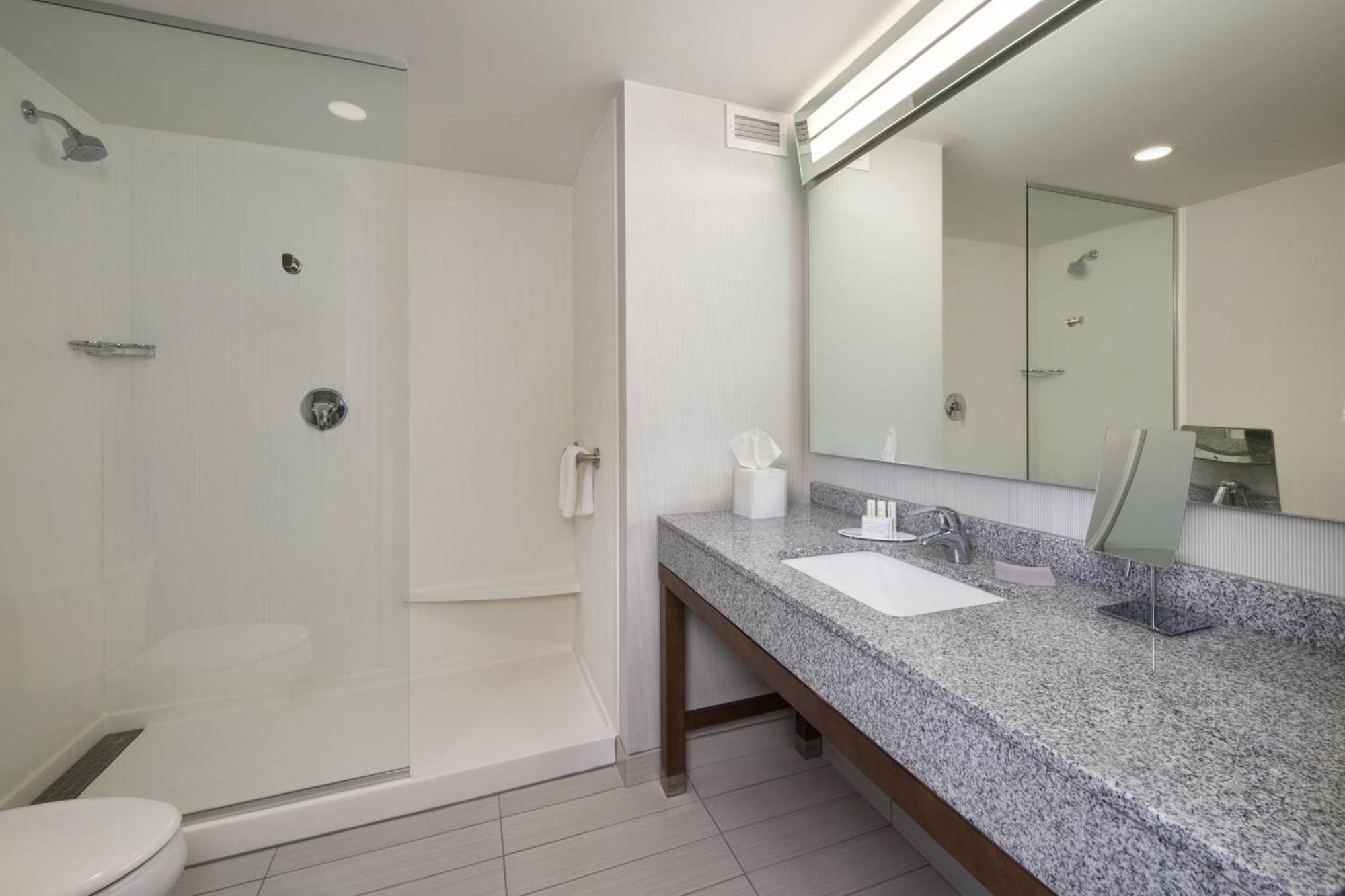 Hotel Courtyard By Marriott Richmond Downtown Zewnętrze zdjęcie